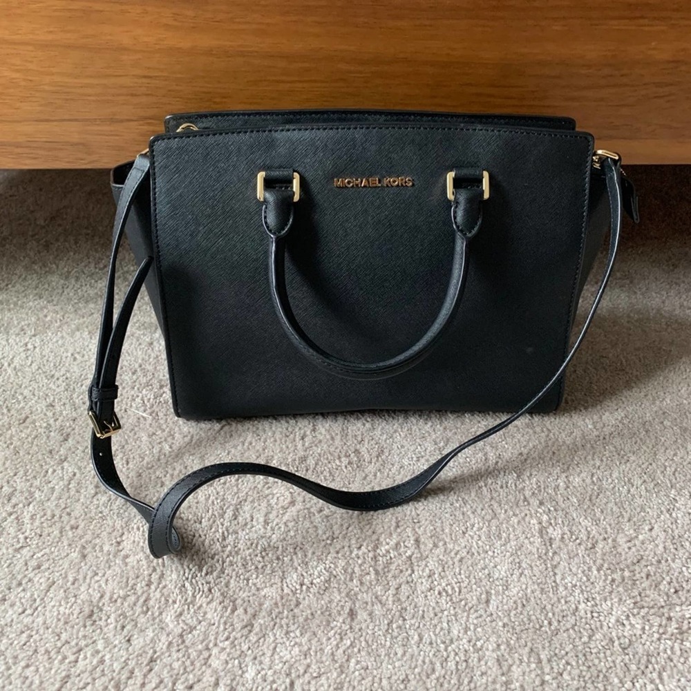 Michael Kors Saffiano black Leather Handbag